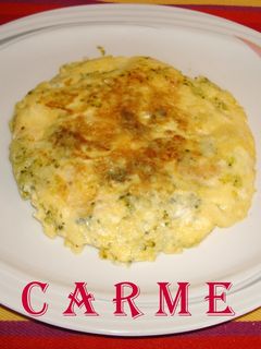 Una foto de Tortilla de brócoli y gambas