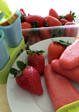 Una foto de Palitos helados de fruta