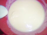 Crema pastelera fácil para postres