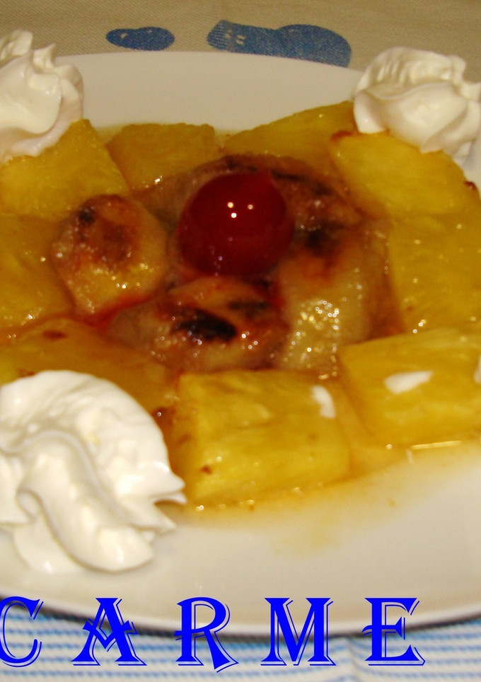 Una foto de Plátanos y piña con Moscatel