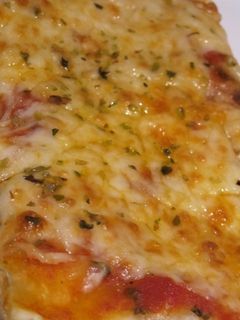 Una foto de Pizza de mozzarella