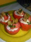 Tomates peritas rellenos con foie