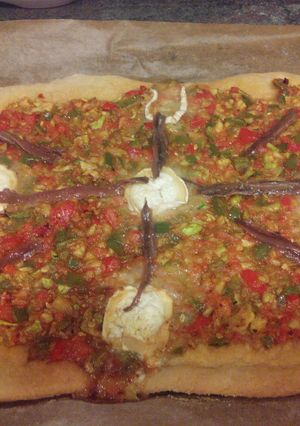 Una foto de Coca de verduras Cookpad