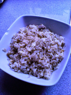 Una foto de Arroz frito con ajos y ternera