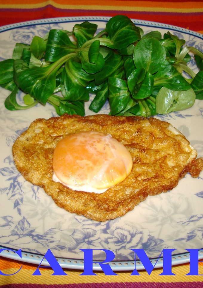 Una foto de Bunyols (Huevos fritos)