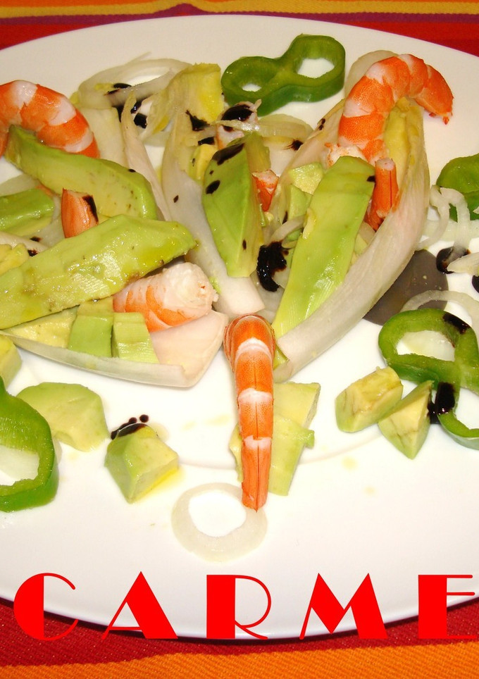 Una foto de Ensalada Tropicana con gambas