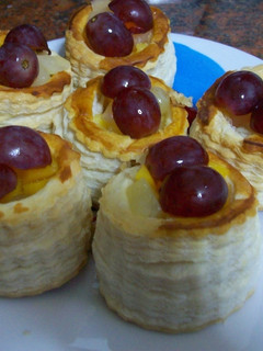 Una foto de Volovanes rellenos de fruta