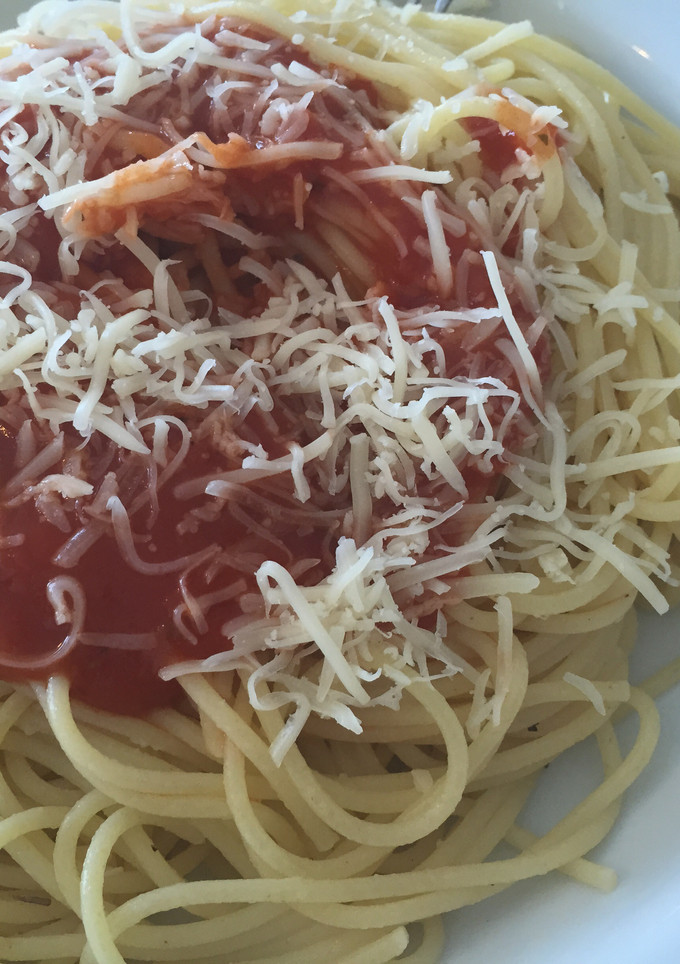 Una foto de Pasta con salsa napolitana