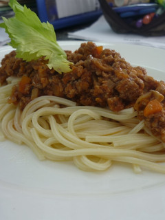 Una foto de Spaghetti a la bolognesa casera