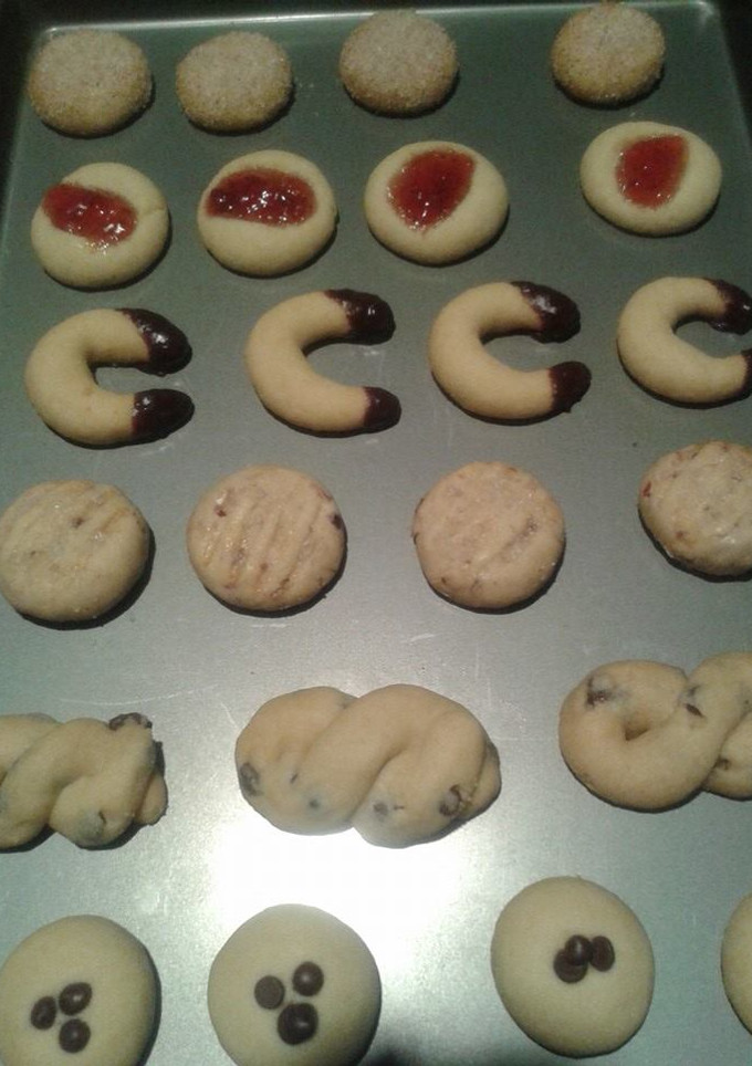 Una foto de Galletas de mantequilla con diferentes decoraciones