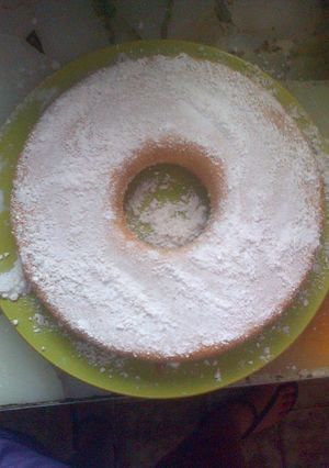 Una foto de Bizcochuelo de manteca y leche caliente