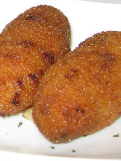 Una foto de Croquetas de papa con queso a la cubana