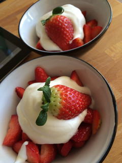 Una foto de Frutillas con chantilly