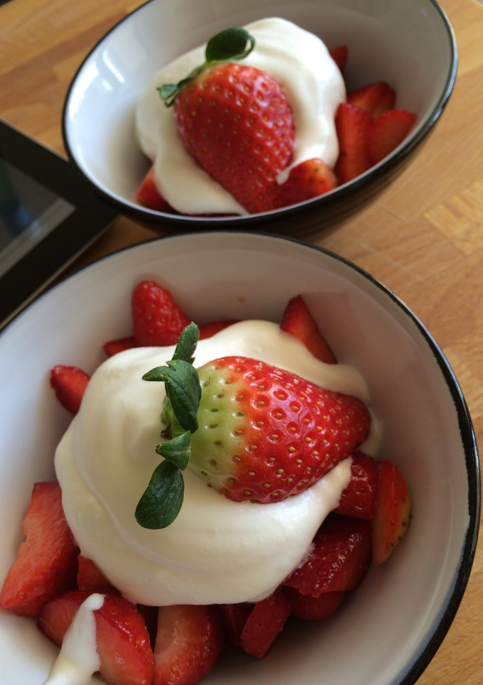 Una foto de Frutillas con chantilly