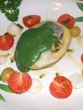 Patata rellena de Shitakes y salsa de espinacas