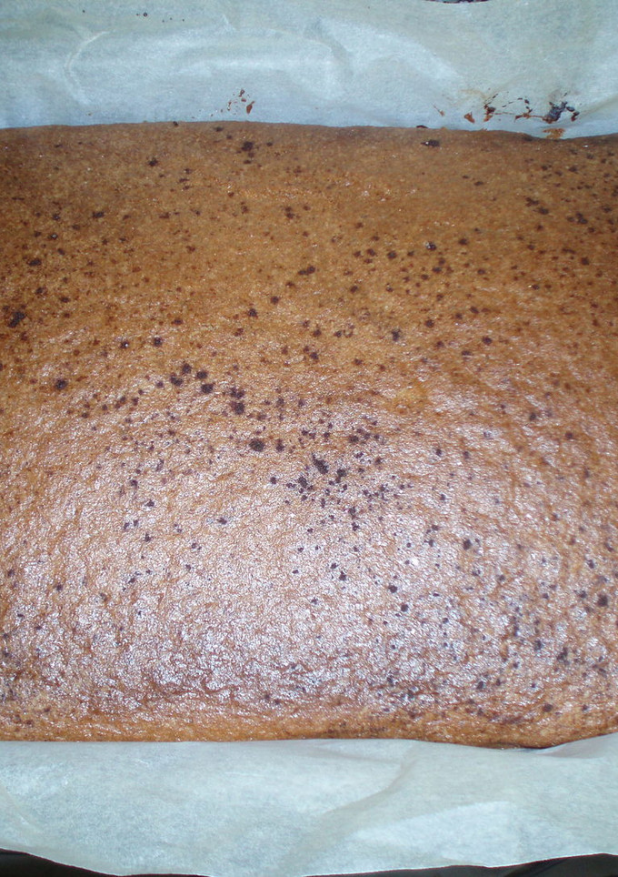 Una foto de Bizcocho de almendra sin gluten y natillas de soja