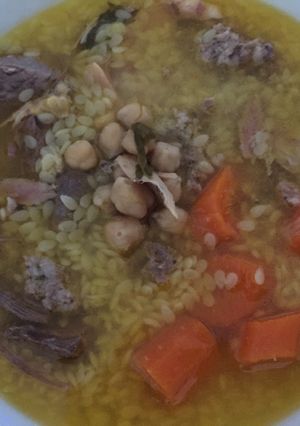 Una foto de Sopa del cocido
