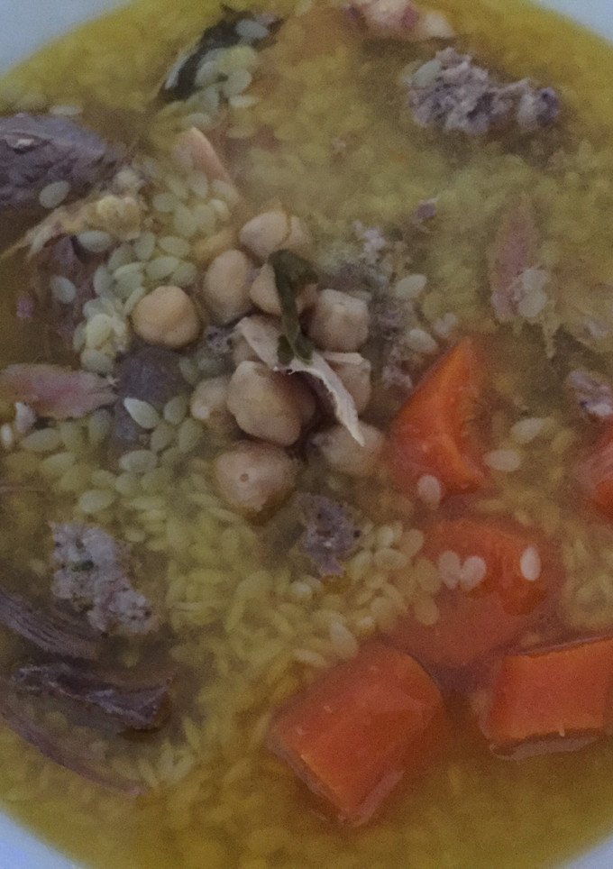 Una foto de Sopa del cocido
