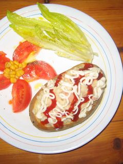 Una foto de Patatas rellenas de atún y queso