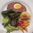 Pan de carne con patatas mixtas asadas
