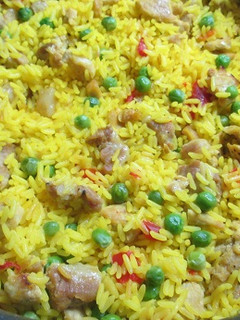 Una foto de Arroz seco con daditos de lomo de cerdo
