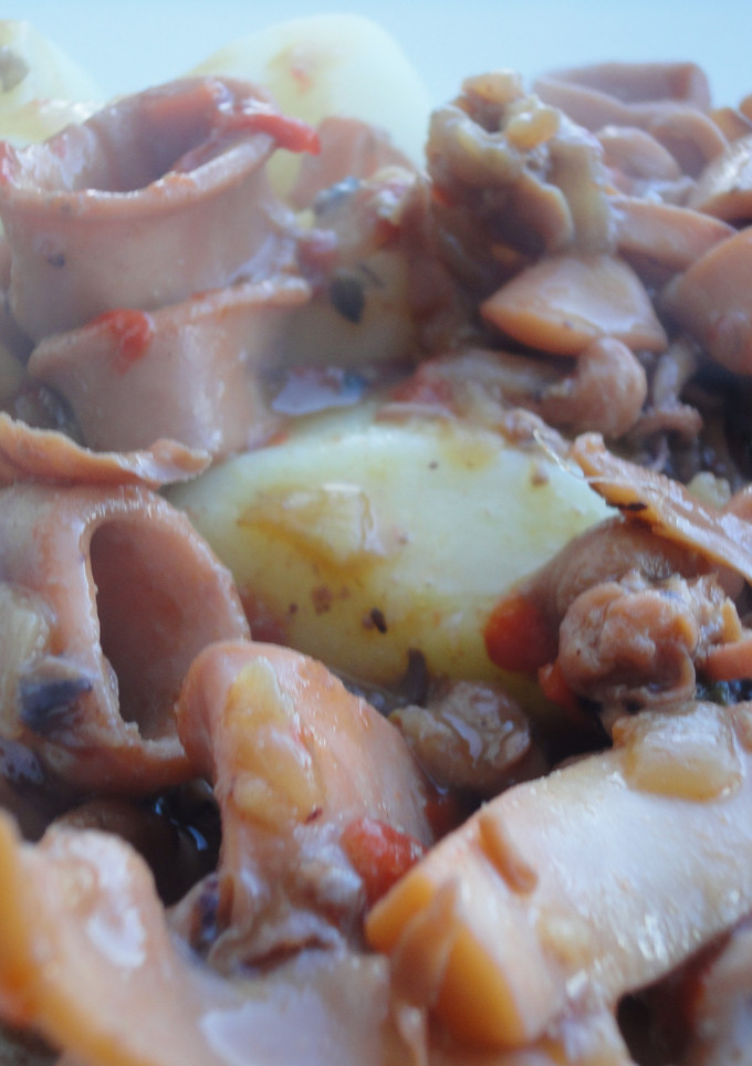 Una foto de Chipirones en salsa marinera