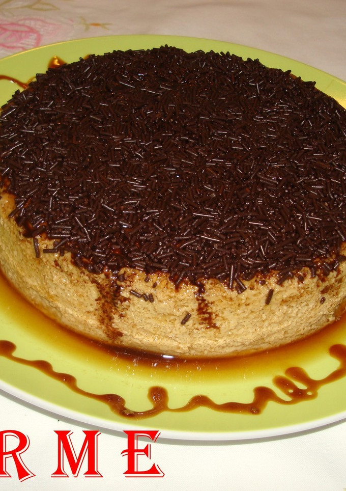 Una foto de Flan cremoso de café