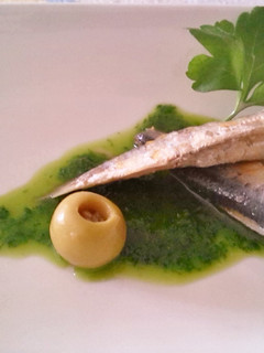Una foto de Tapa de Sardinas en conserva en aceite de perejil
