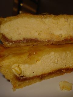 Una foto de Tarta de ricota y ralladura de limón