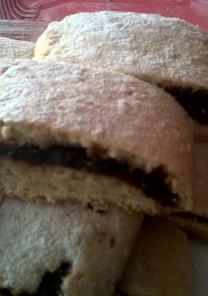 Una foto de Masitas rellenas de ciruelas