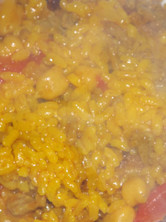 Una foto de Paella de carne picada