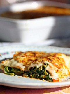 Una foto de Canelones de espinacas y beicon