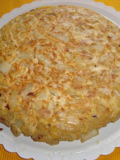 Una foto de Tortilla de patatas con atún