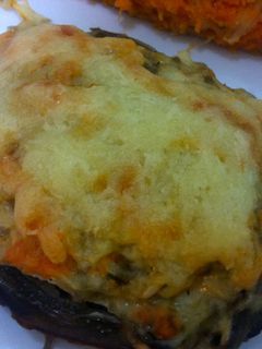 Una foto de Berenjenas rellenas de boniato y queso