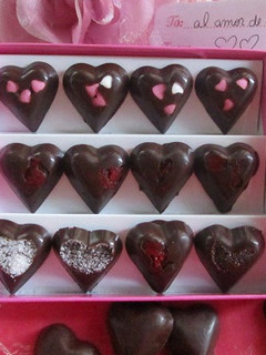 Una foto de Dulces corazones de chocolate