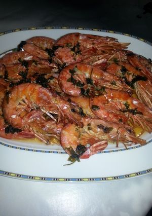 Una foto de Gambón al horno con ajo y perejil