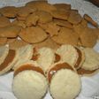 Galletitas y alfajorcitos muy fáciles sin huevo (dos recetas)