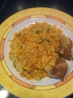 Una foto de Arroz con pollo rápido