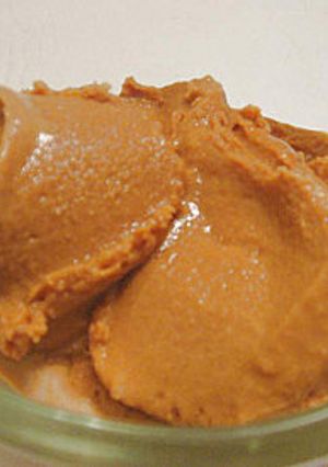 Una foto de Helado muy fácil de dulce de leche