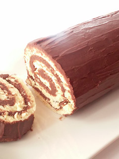 Una foto de Brazo de gitano con crema de chocolate
