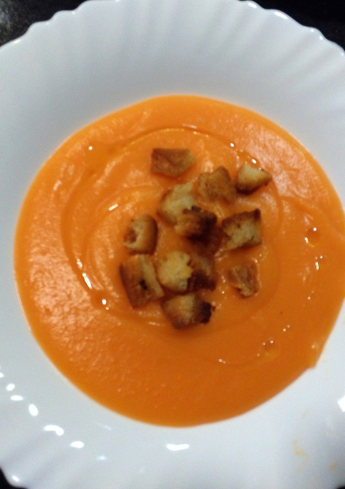 Una foto de Puré de zanahoria, patata y cebolla