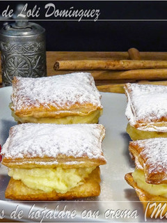 Una foto de Pastelitos de hojaldre con crema (Miguelitos)