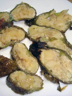Una foto de Pimientos rellenos de atún con patatas