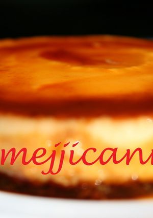 Una foto de Flan de huevo almendrado