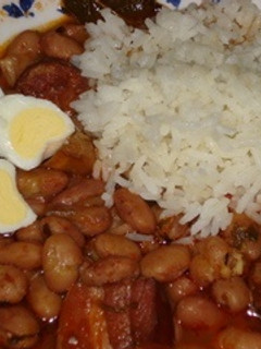 Una foto de Moros y cristianos caseros