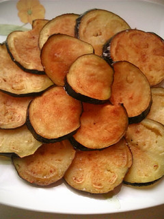 Una foto de Berenjenas fritas en wok