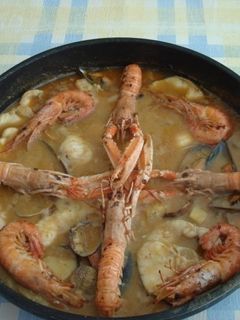 Una foto de Suquet de peix ( CAZUELA DE PESCADO )