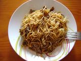 Fideos chinos con ternera