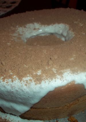 Una foto de Rosca sabor vainilla con azúcar impalpable