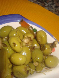 Una foto de Aceitunas al limón